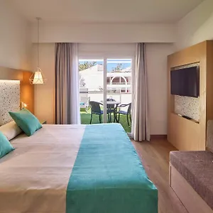 4* Aparthotel Universal Elisa